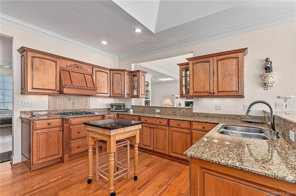 115 Founders Drive - Photo 8
