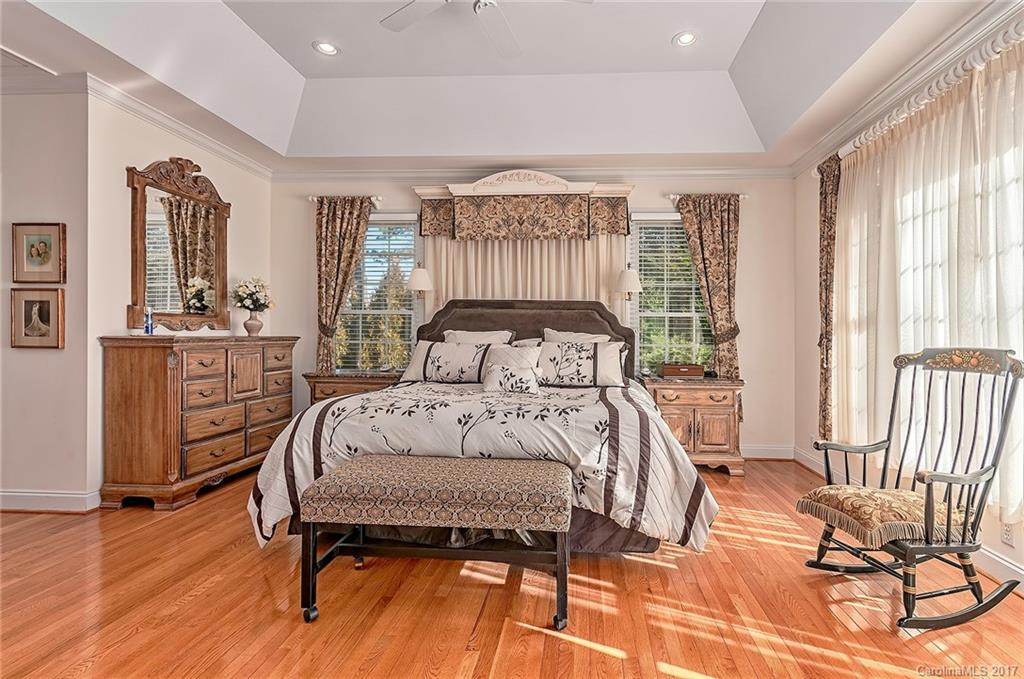115 Founders Drive - Photo 9