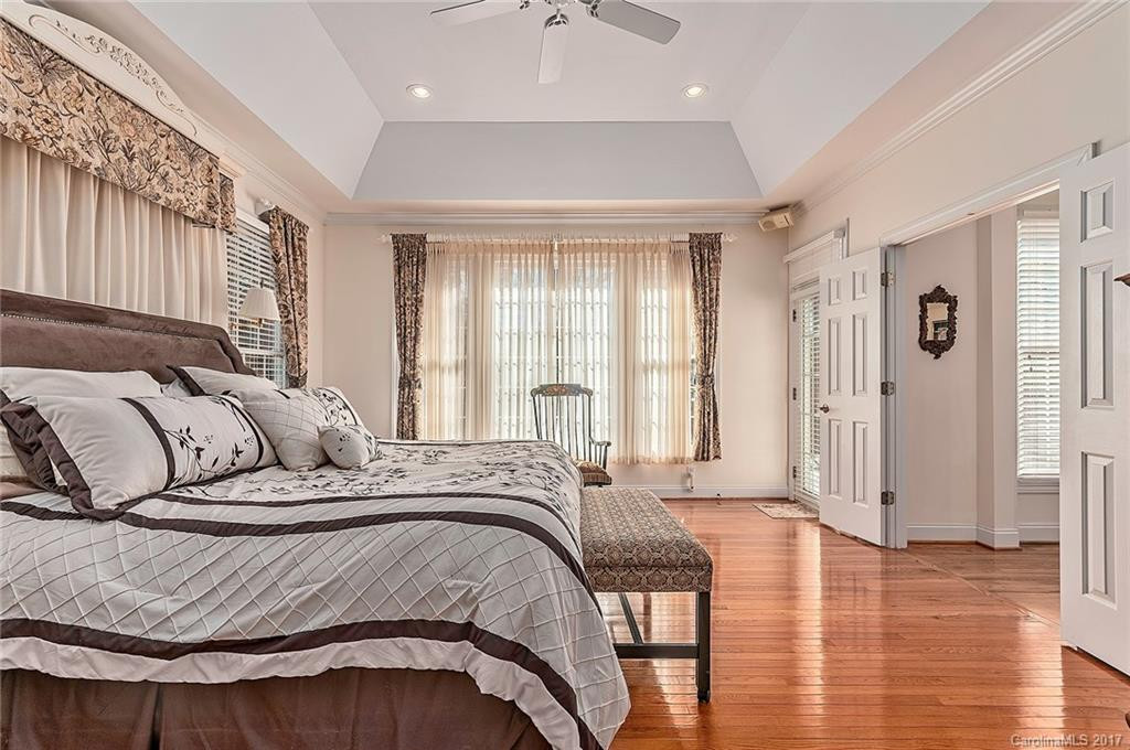 115 Founders Drive - Photo 10