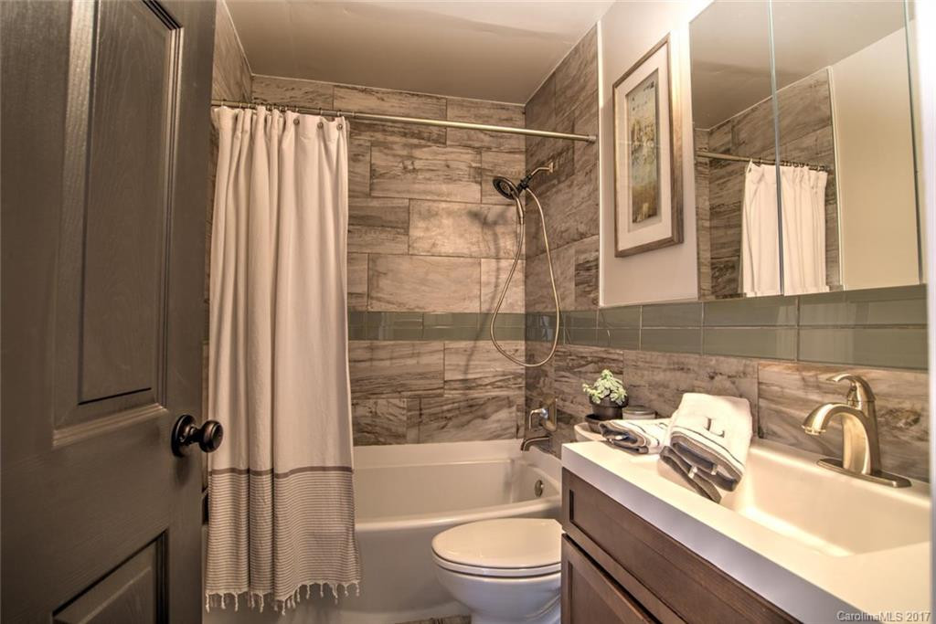 16 Deanwood Circle #13 - Photo 18