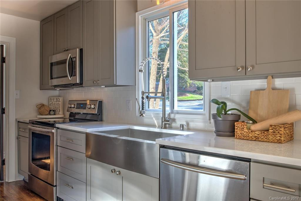 16 Deanwood Circle #13 - Photo 6