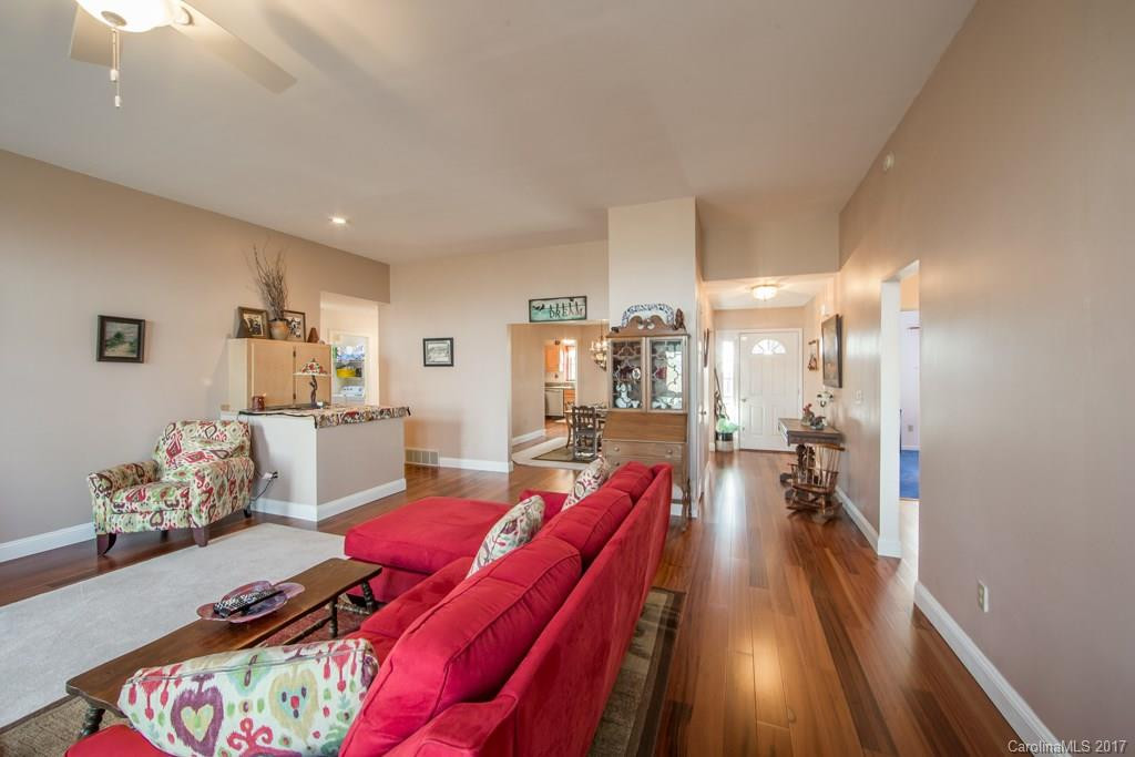 88 Tlvdatsi Drive - Photo 2