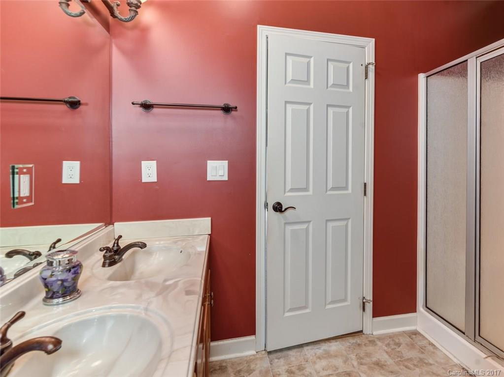 991 Holbert Road - Photo 12