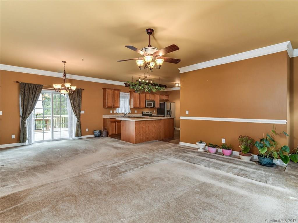 991 Holbert Road - Photo 3