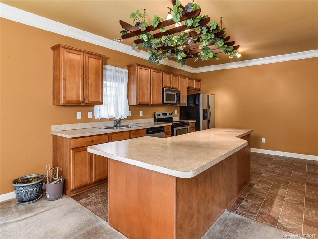 991 Holbert Road - Photo 6