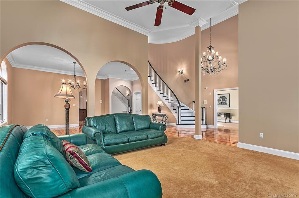 332 Racquet Club Road - Photo 4