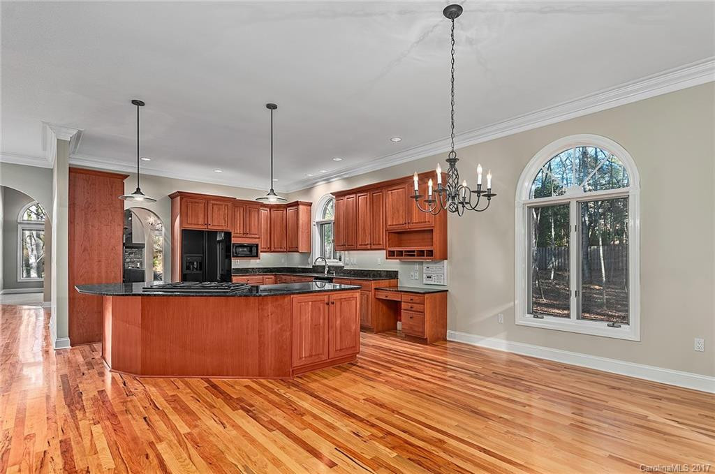 332 Racquet Club Road - Photo 7