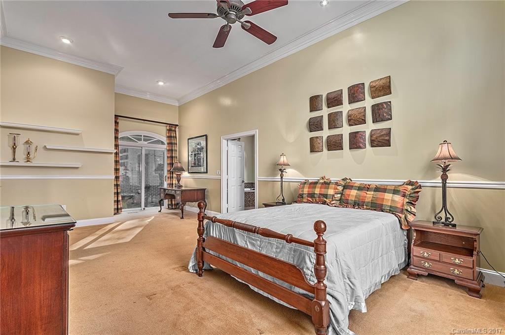 332 Racquet Club Road - Photo 10