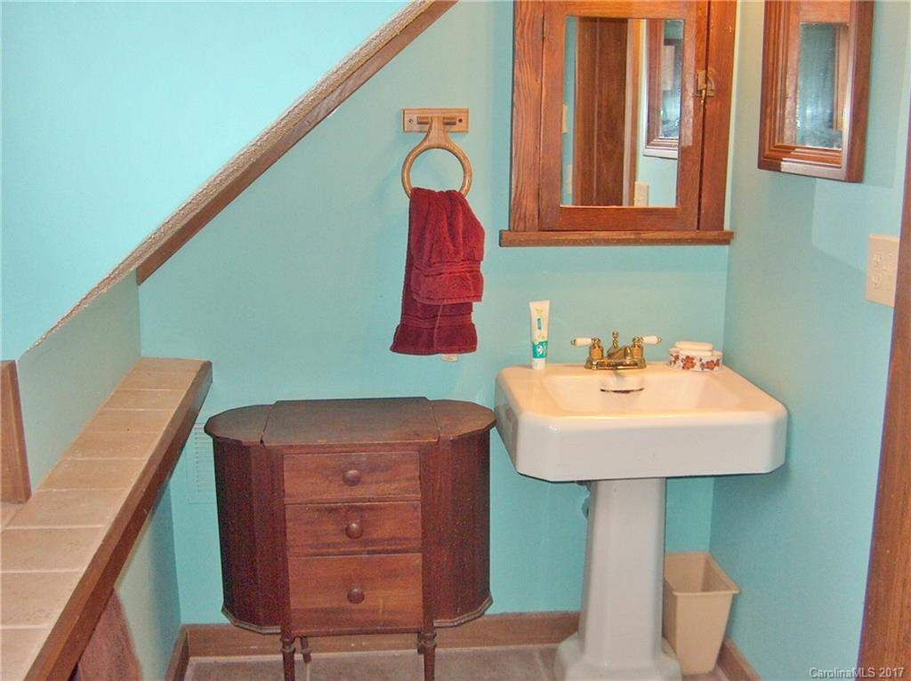 379 Skyridge Drive - Photo 9