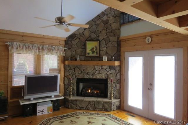 405 Cross Creek Drive - Photo 2