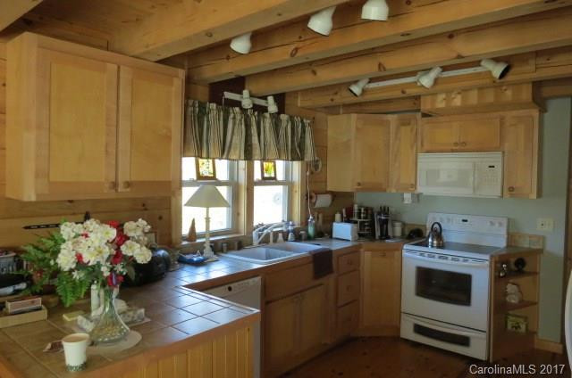 405 Cross Creek Drive - Photo 3