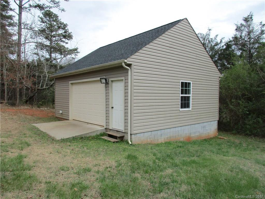668 US 221 Highway - Photo 3