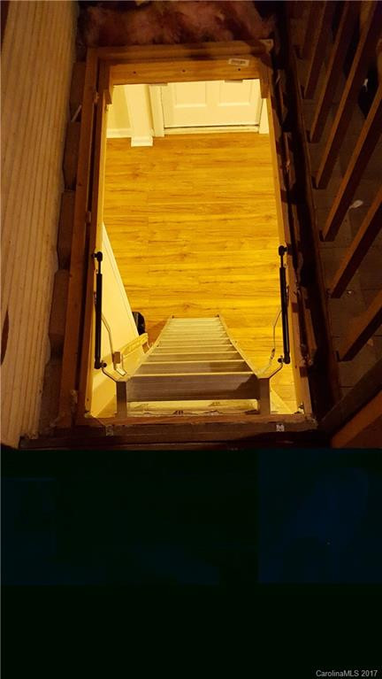 561 Mills Gap Road - Photo 14