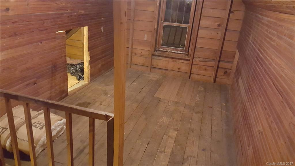 561 Mills Gap Road - Photo 15