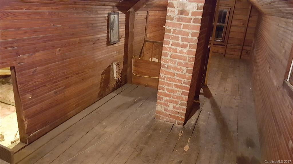 561 Mills Gap Road - Photo 17