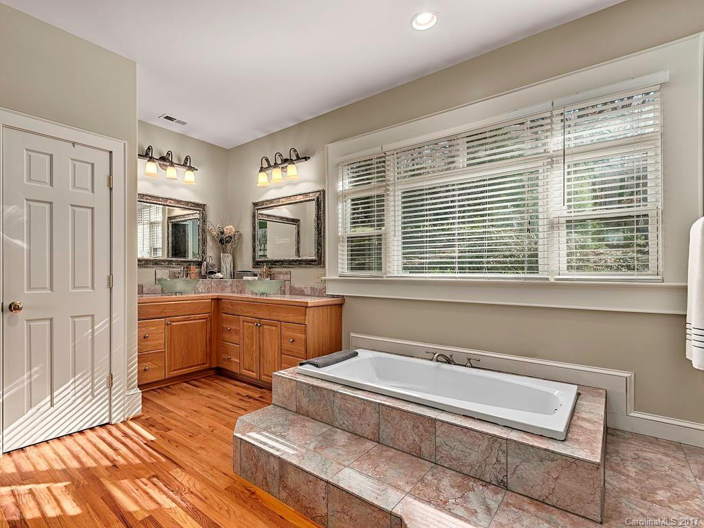 95 Griffing Boulevard - Photo 14