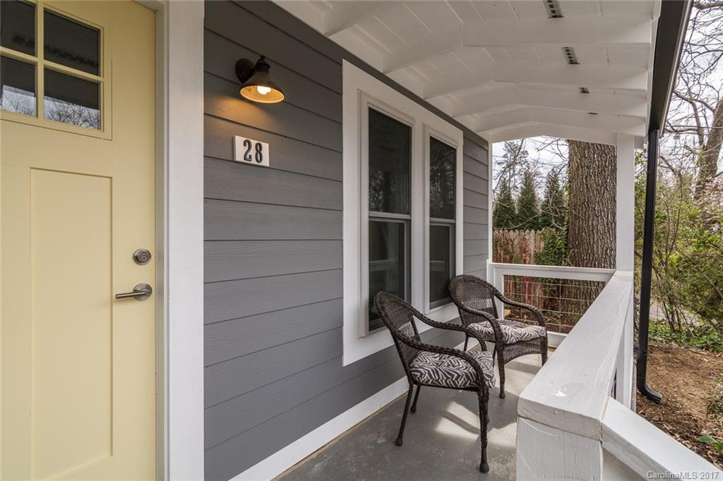 28 Winthrop Road - Photo 2