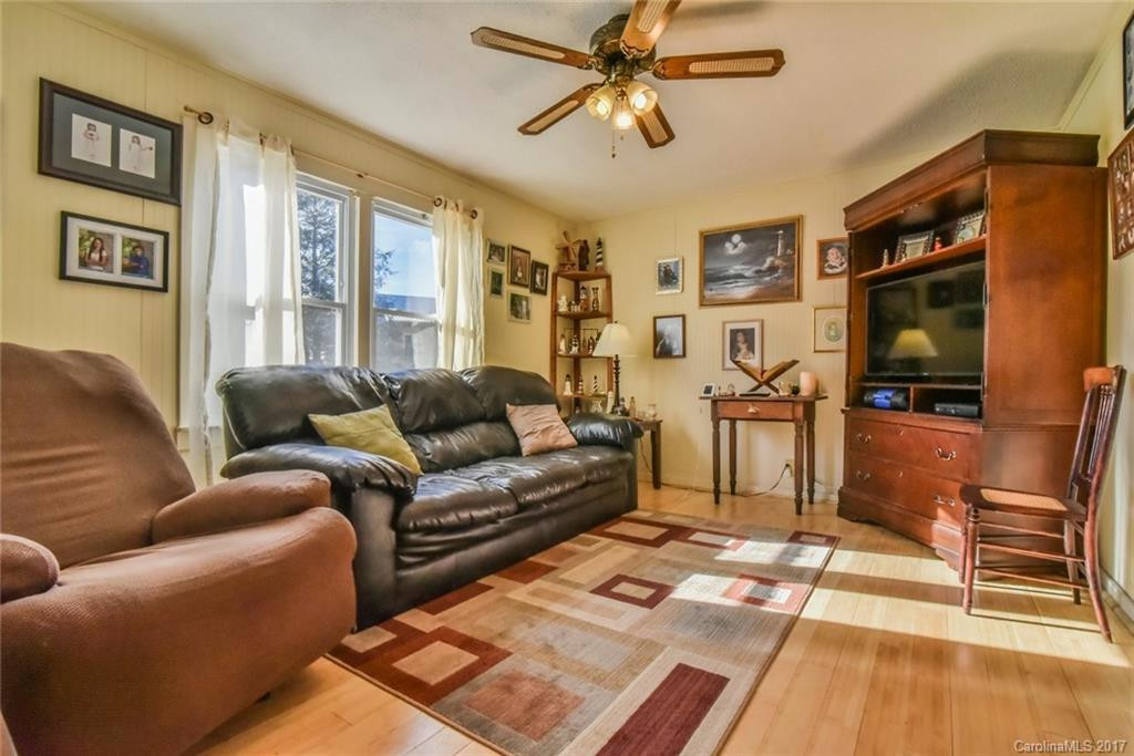 9 Violet Lane - Photo 16