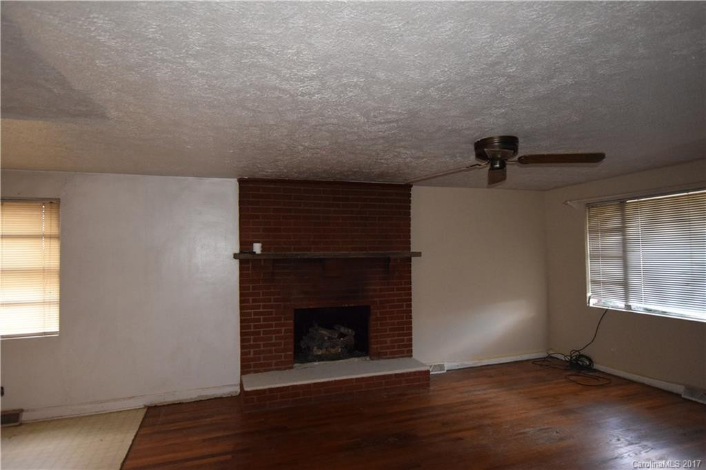 107 Harrison Street - Photo 3