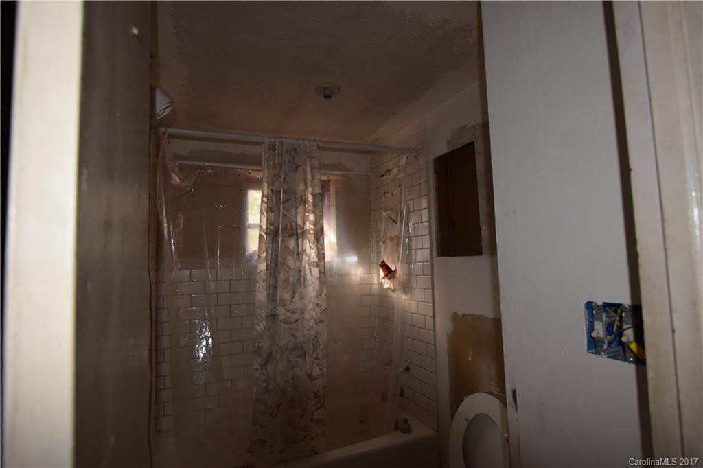 107 Harrison Street - Photo 6