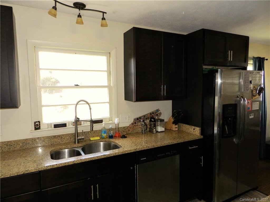 19 Ridge Avenue - Photo 5