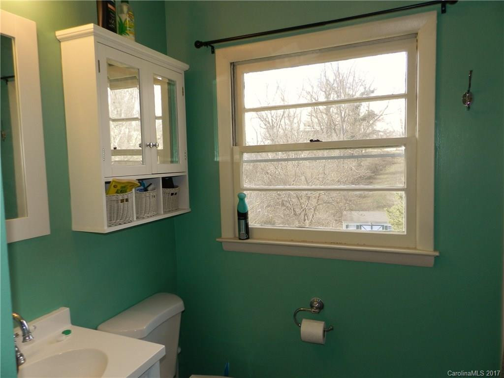 19 Ridge Avenue - Photo 6