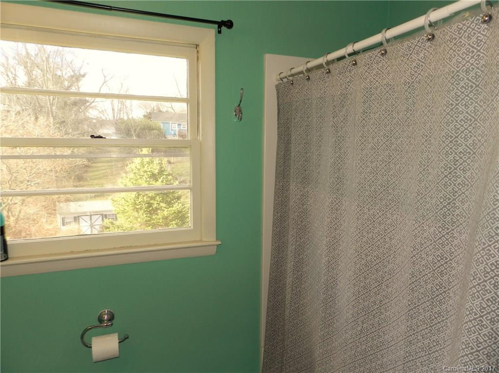 19 Ridge Avenue - Photo 7