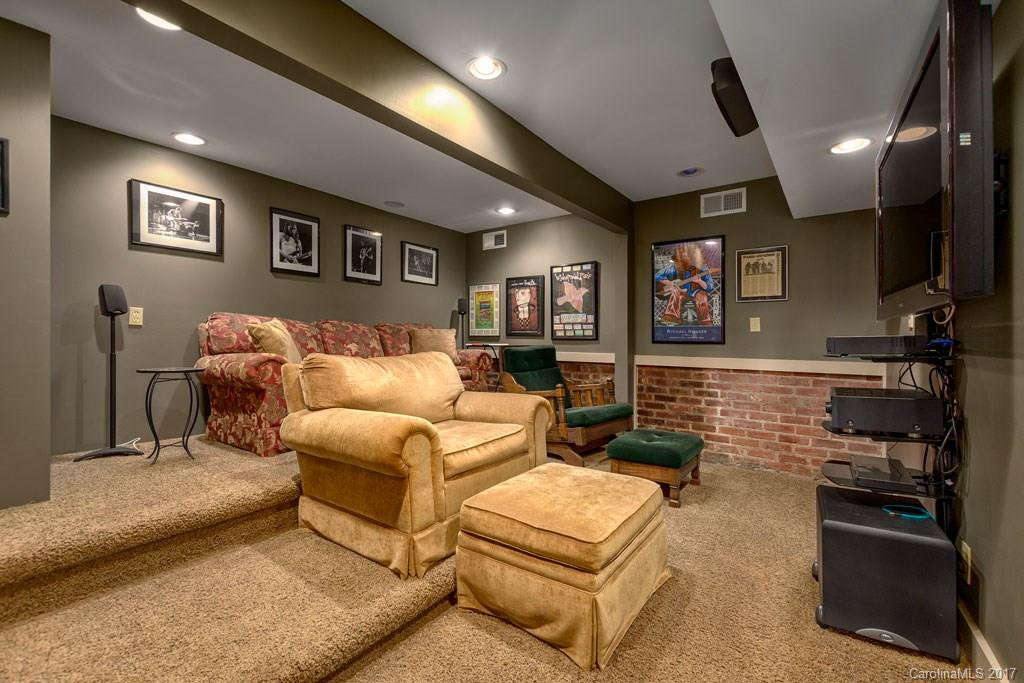 26 Fenner Avenue - Photo 20