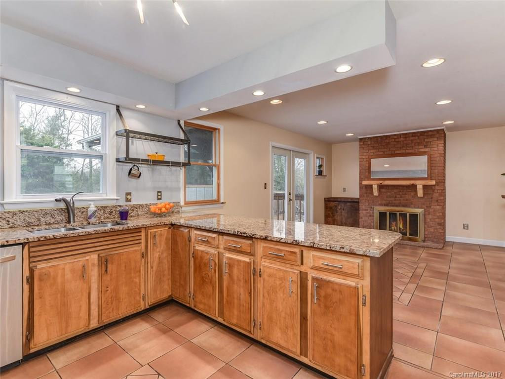 11 Jarnaul Avenue - Photo 4