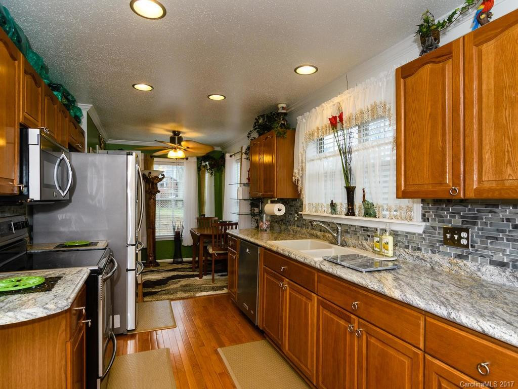 107 Graham Lane - Photo 8