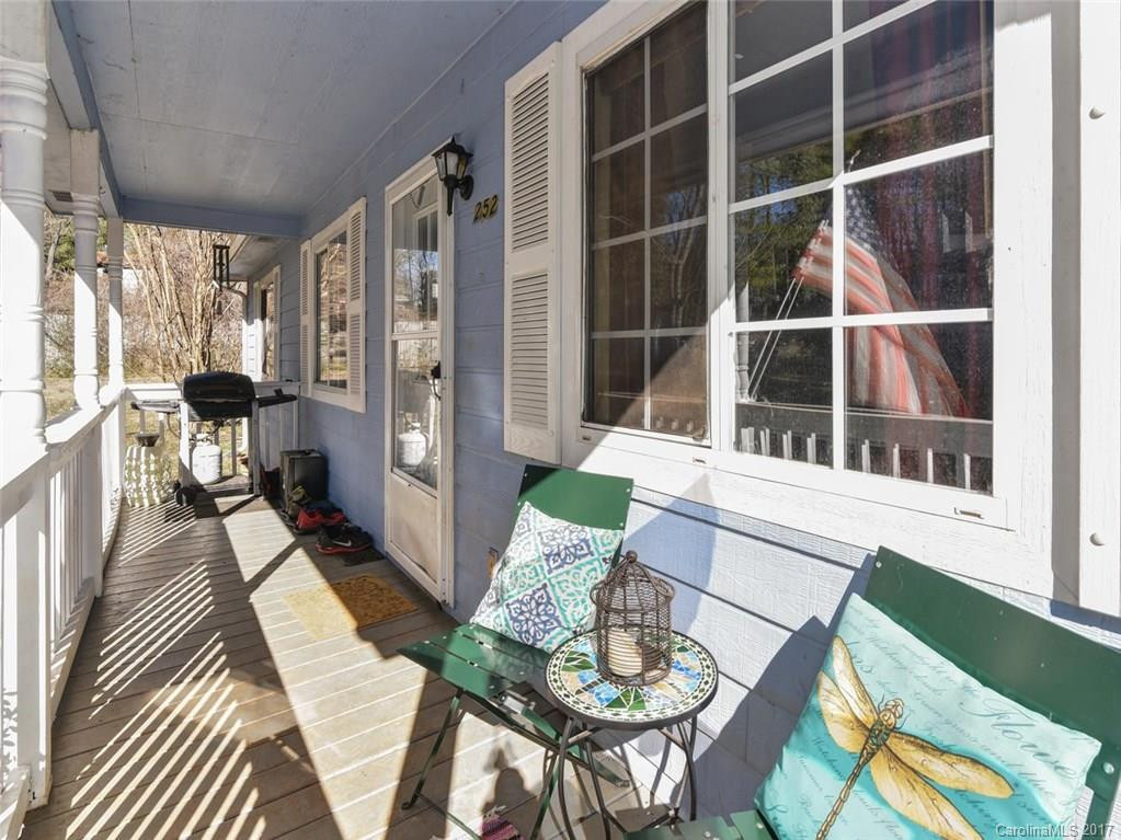 252 Brooklyn Road - Photo 4