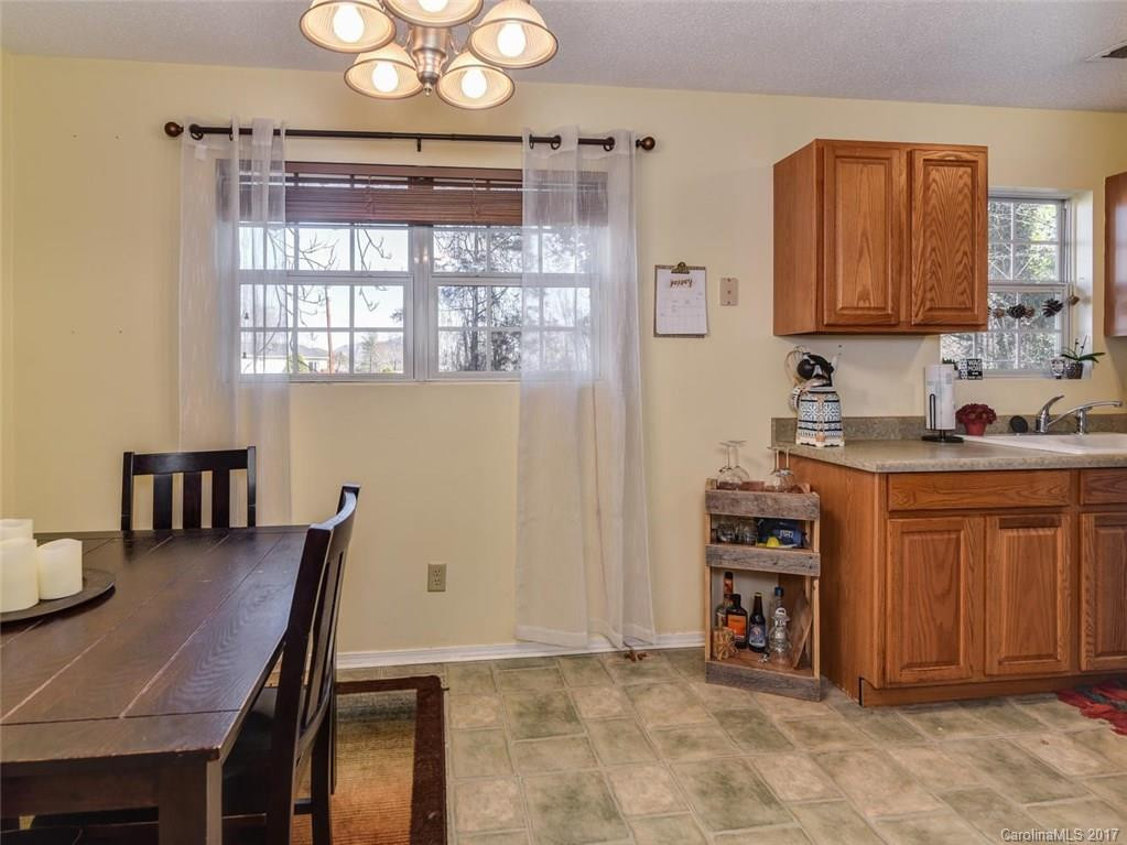 252 Brooklyn Road - Photo 8