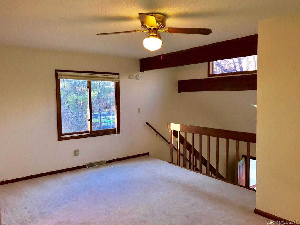 9 Coventry Court - Photo 3
