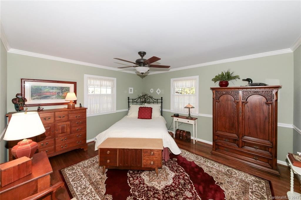 113 Hawthorn Drive - Photo 17