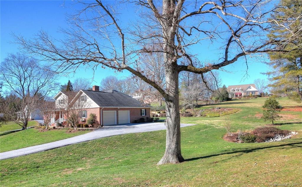113 Hawthorn Drive - Photo 4