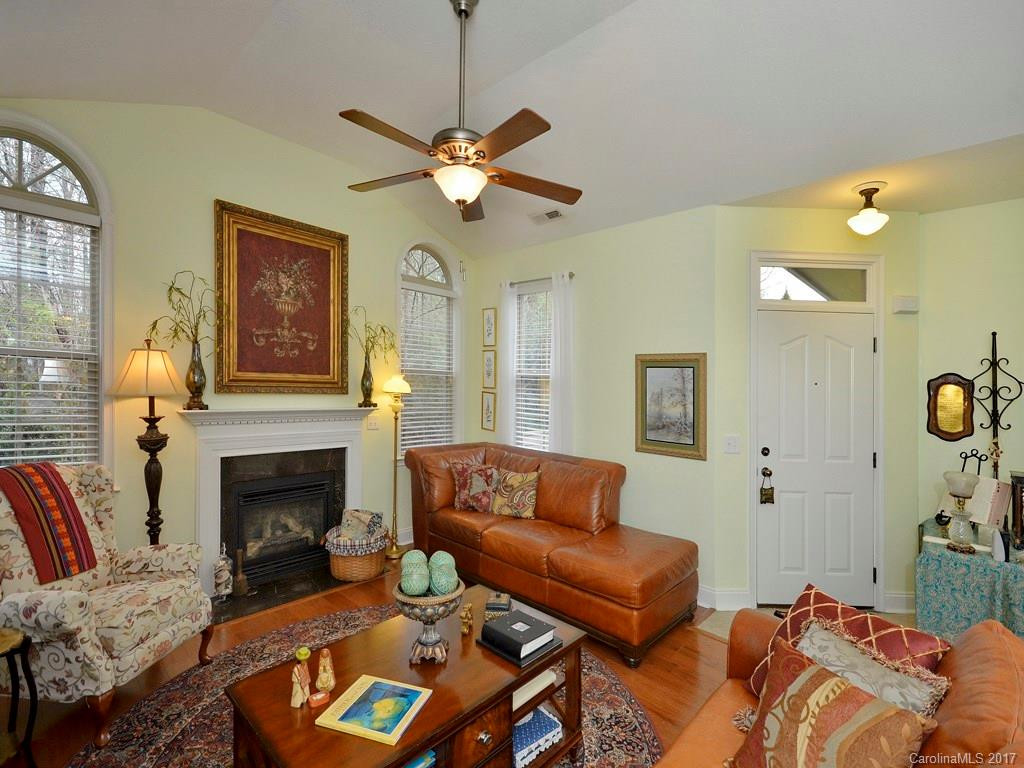 40 Summerfield Place #40 - Photo 3