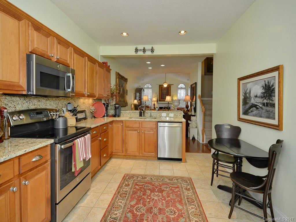 40 Summerfield Place #40 - Photo 8