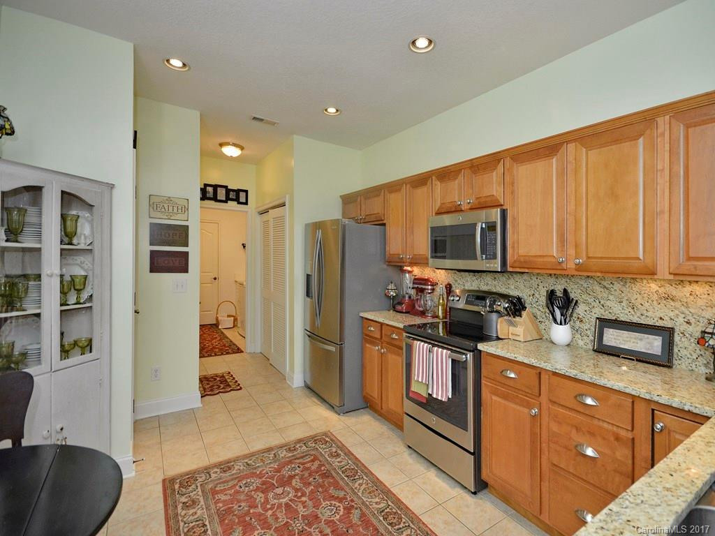 40 Summerfield Place #40 - Photo 9
