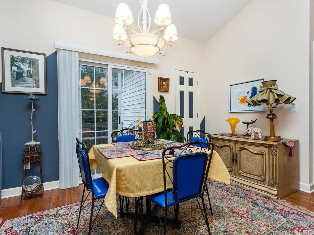 497 Toms Hill Drive - Photo 11