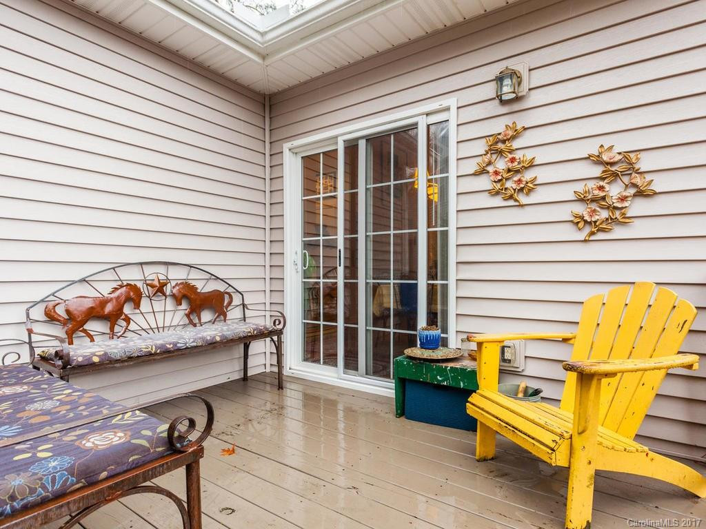 497 Toms Hill Drive - Photo 18