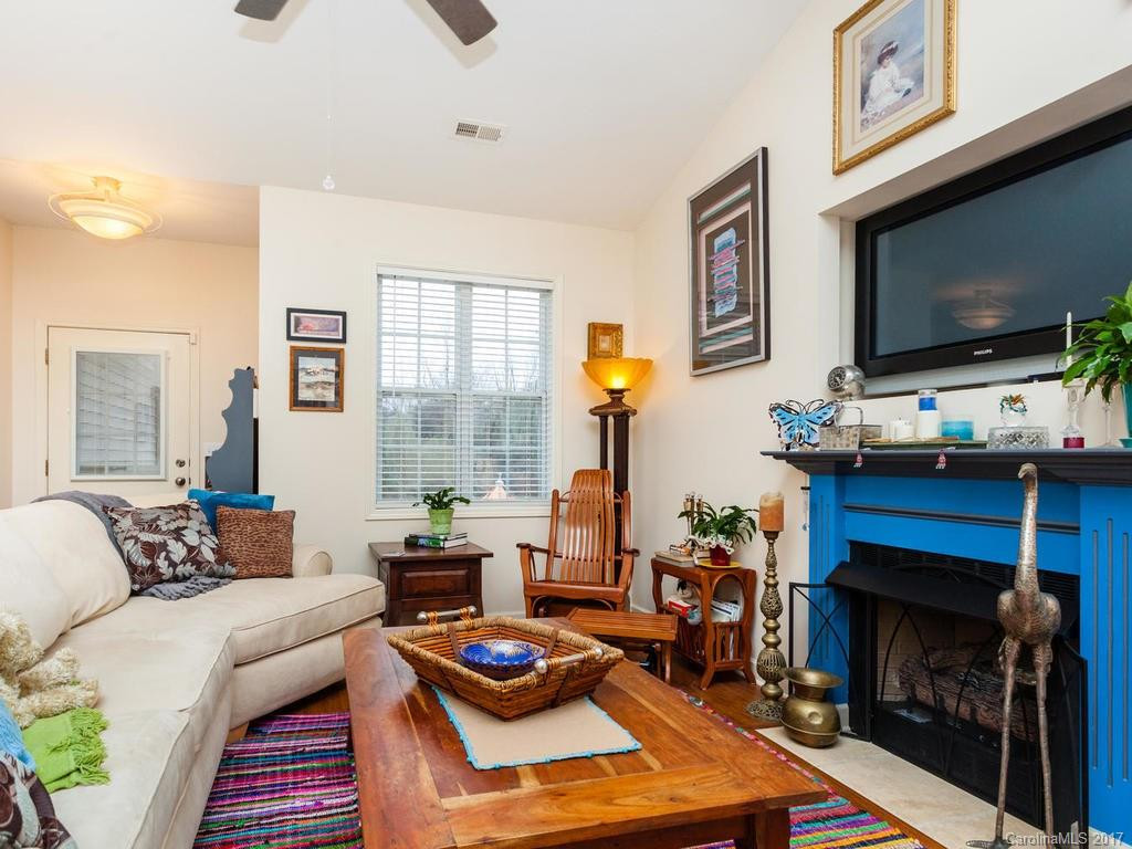 497 Toms Hill Drive - Photo 4