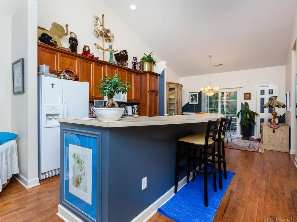 497 Toms Hill Drive - Photo 6