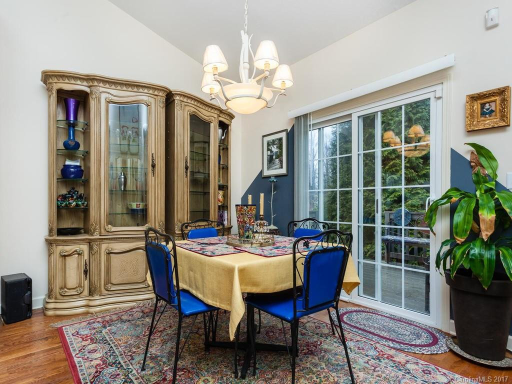 497 Toms Hill Drive - Photo 10