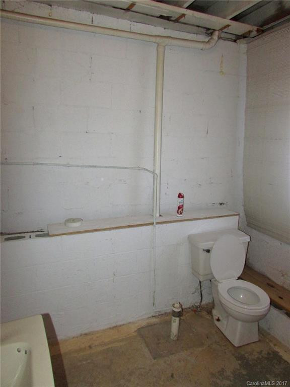 349 Deaverview Road - Photo 16