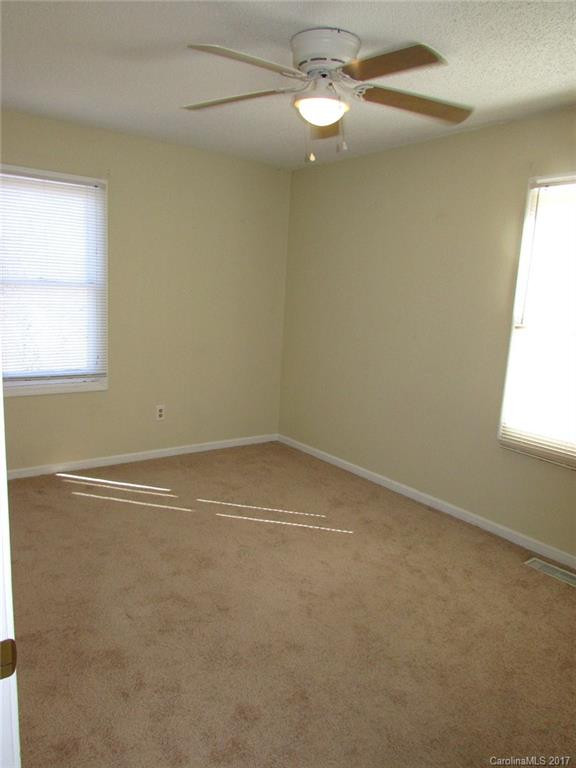 349 Deaverview Road - Photo 10