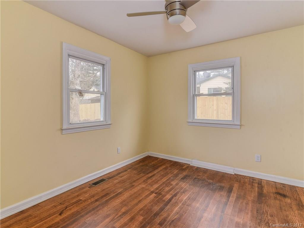 379 Oakview Park Road - Photo 12