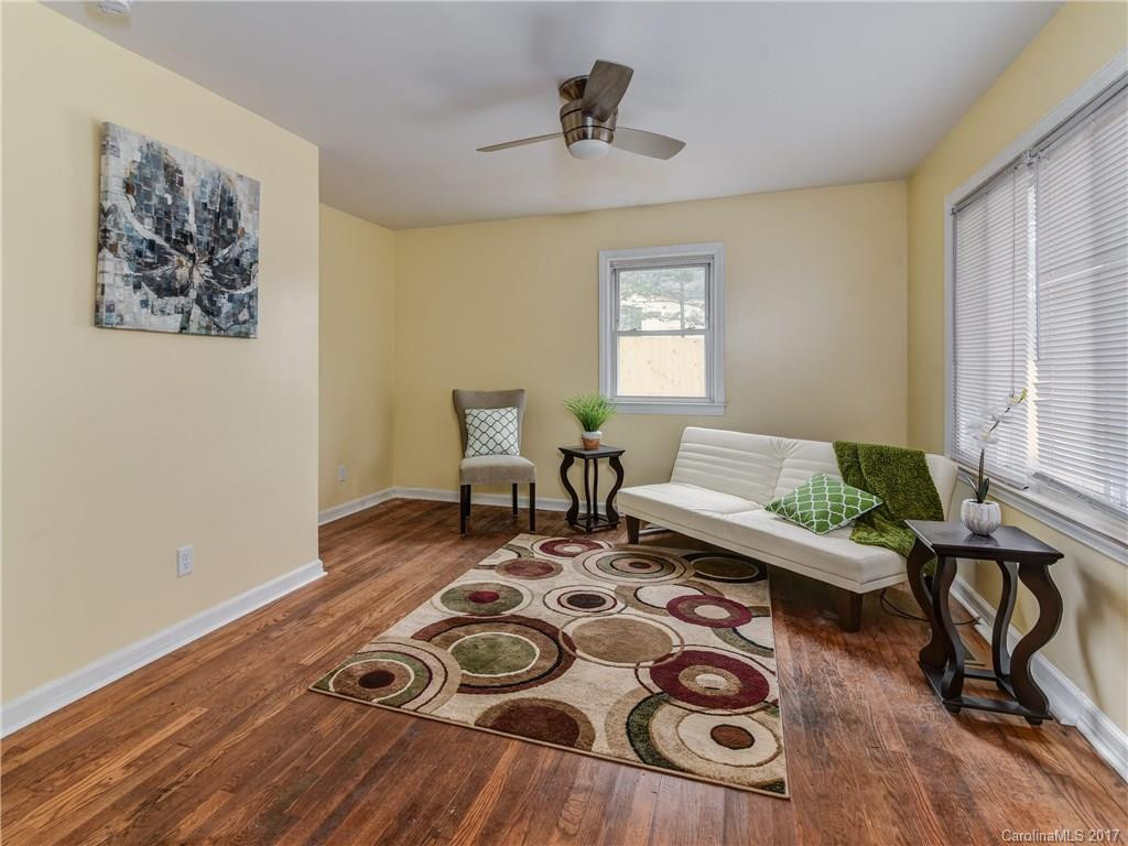 379 Oakview Park Road - Photo 3