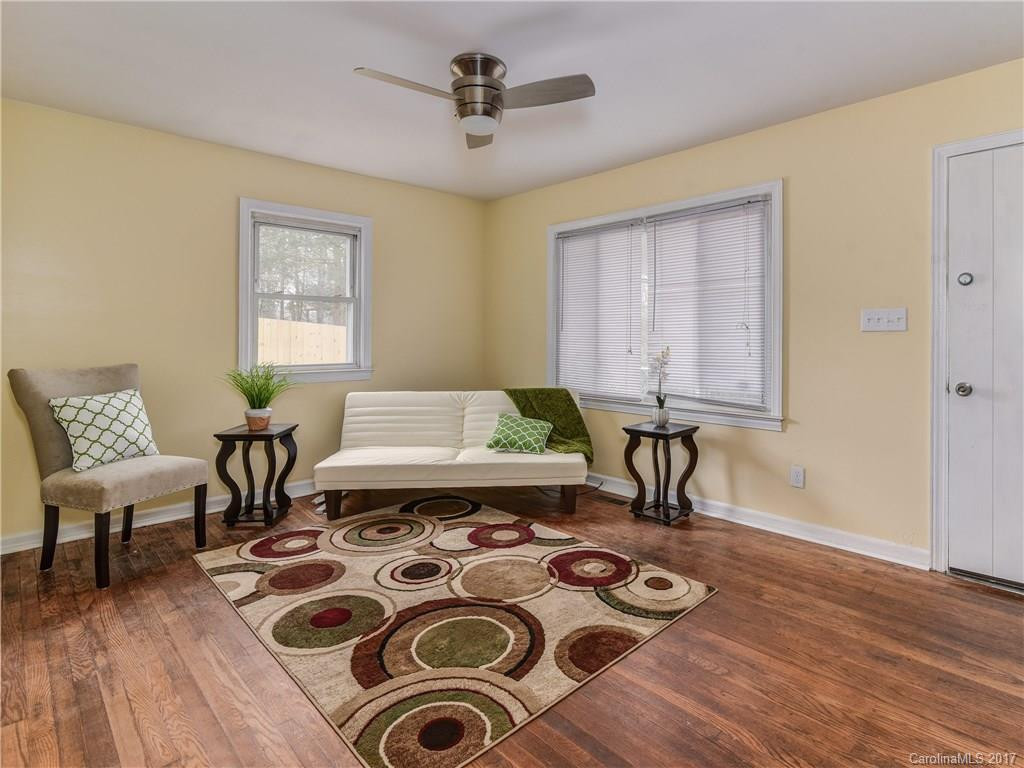 379 Oakview Park Road - Photo 4