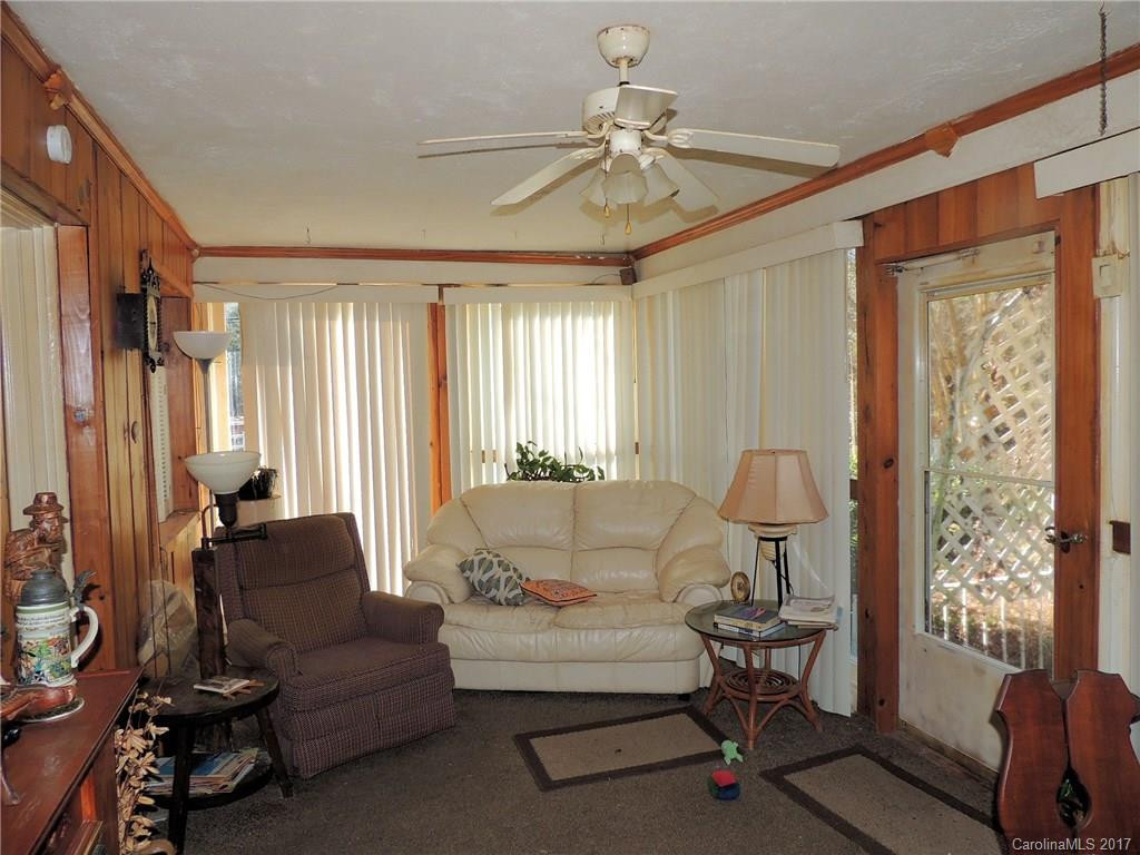 1994 Haywood Road - Photo 7