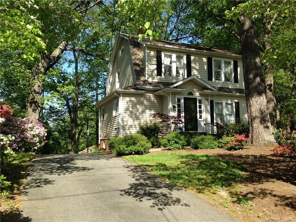 125 Broadway Avenue
